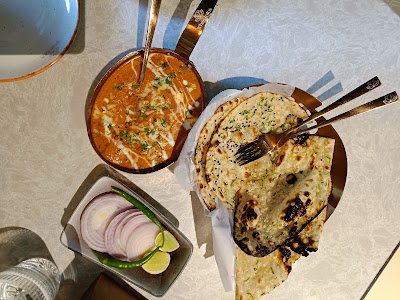 White Lotus: Food Vibe Folks