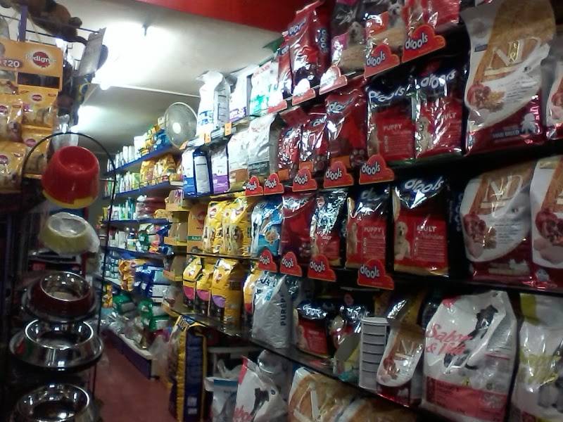 PETS MALL
